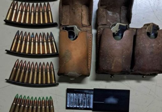 Policijska akcija u Novom Gradu: Oduzeto oružje, eksploziv i sumnjiva praškasta materija