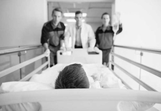 Tragedija u Skoplju: Preminulo dijete (2) povrijeđeno tokom novogodišnjeg vatrometa