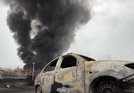 “Crna kiša” nad Teheranom: Dim i zagađenje nakon napada na rafineriju ugrozili milione ljudi